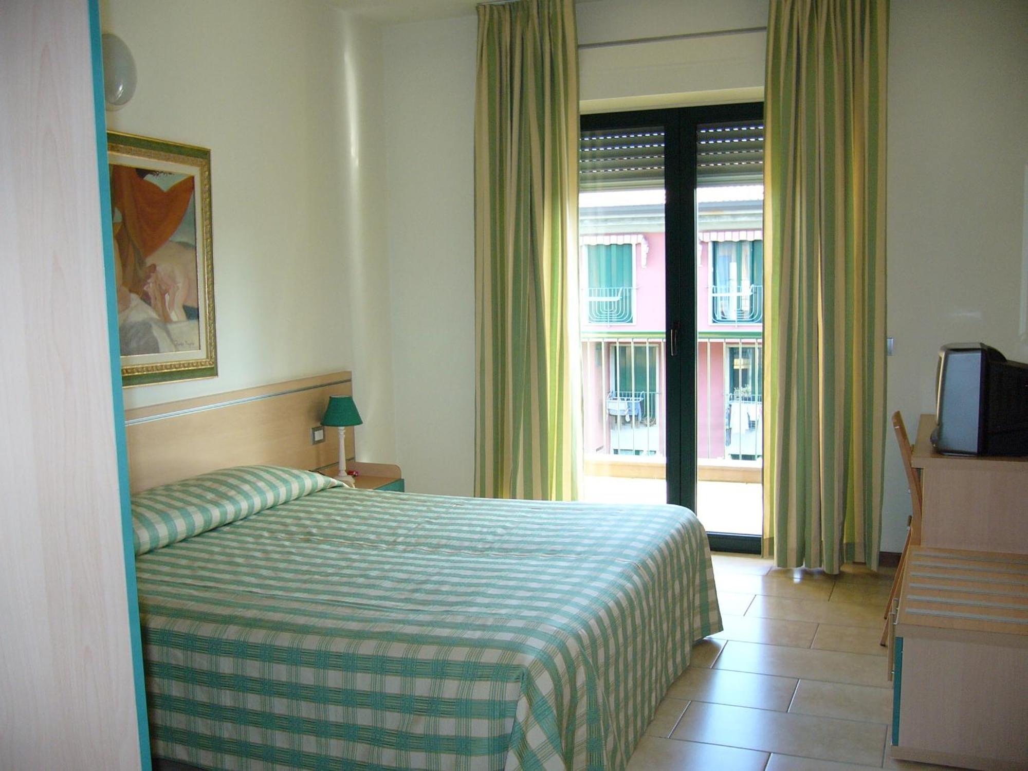 Aparthotel D'oro 3*